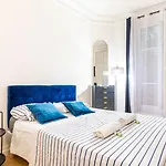 GuestReady - Golden stay near Sacré-Coeur